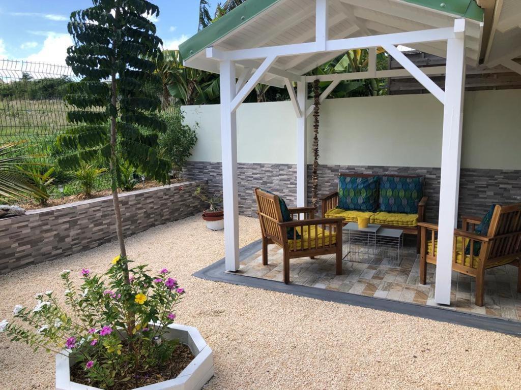 Villa Fleur De Lys Sainte-Anne Exterior foto